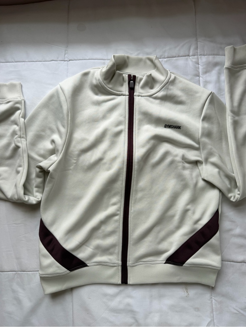 Gymshark Lightweight Tricot Zip Through Jacket (Tinted White/Cherry Purple) - Picture 10 of 10